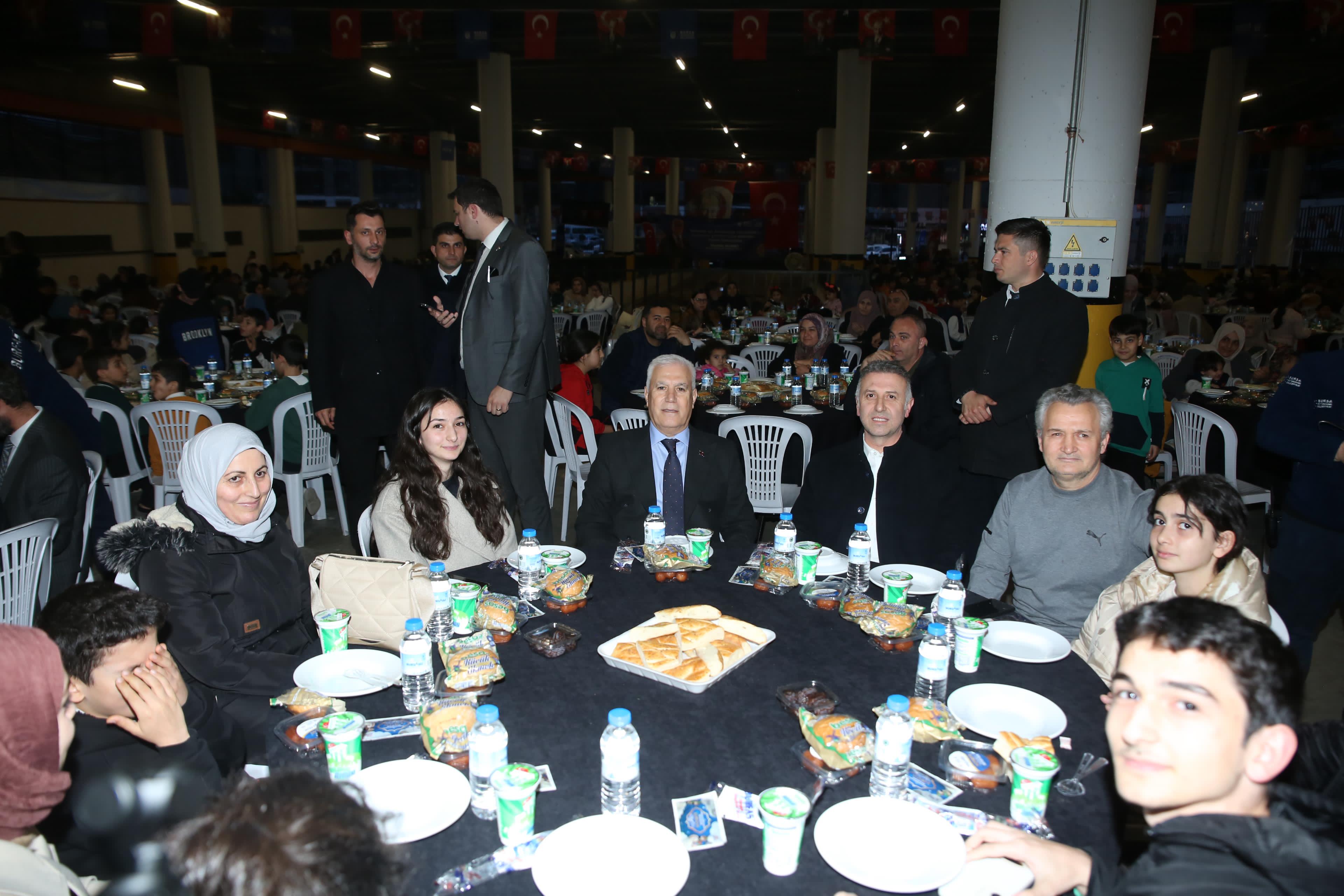 Başkan Bozbey, “Yaptığımız çalışmalar meyvelerini vermeye başladı” 