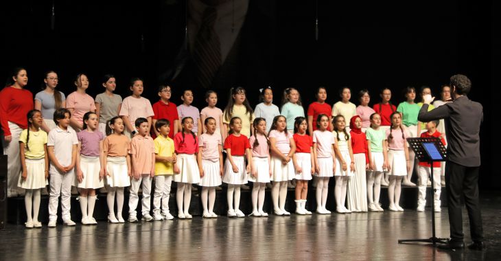 Bursa’da çocukların sesi senfoniyle yükseldi