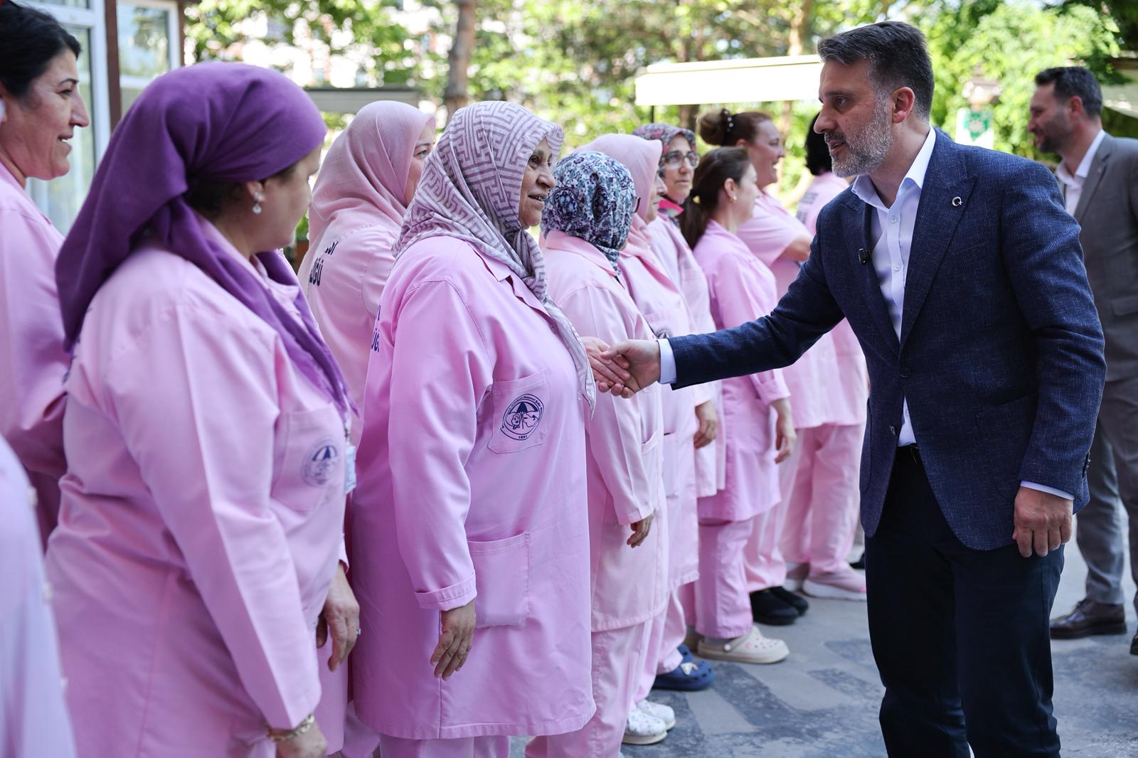 Başkan Vekili Biba'dan bayramda gönül ziyaretleri 