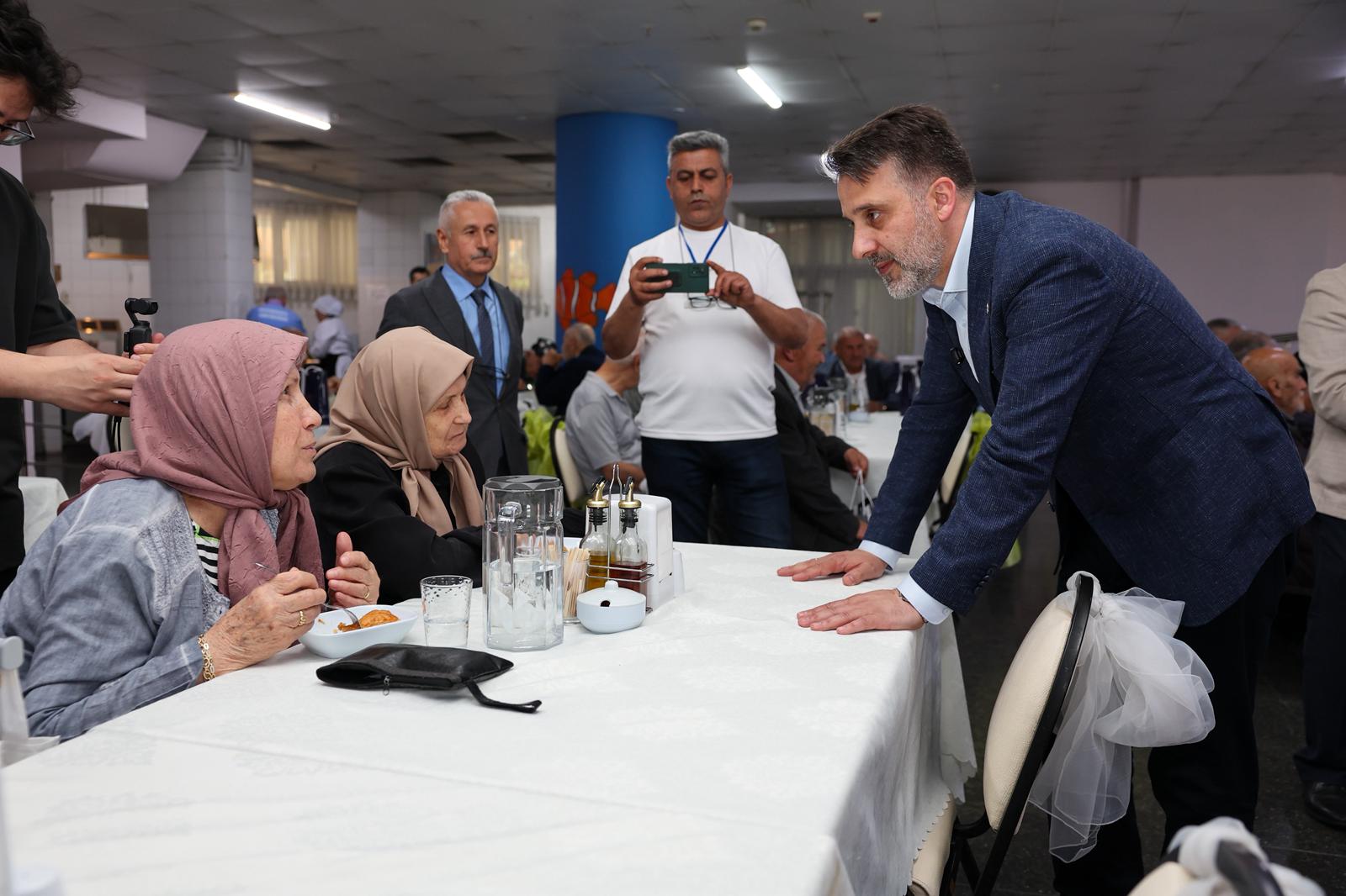 Başkan Vekili Biba'dan bayramda gönül ziyaretleri 