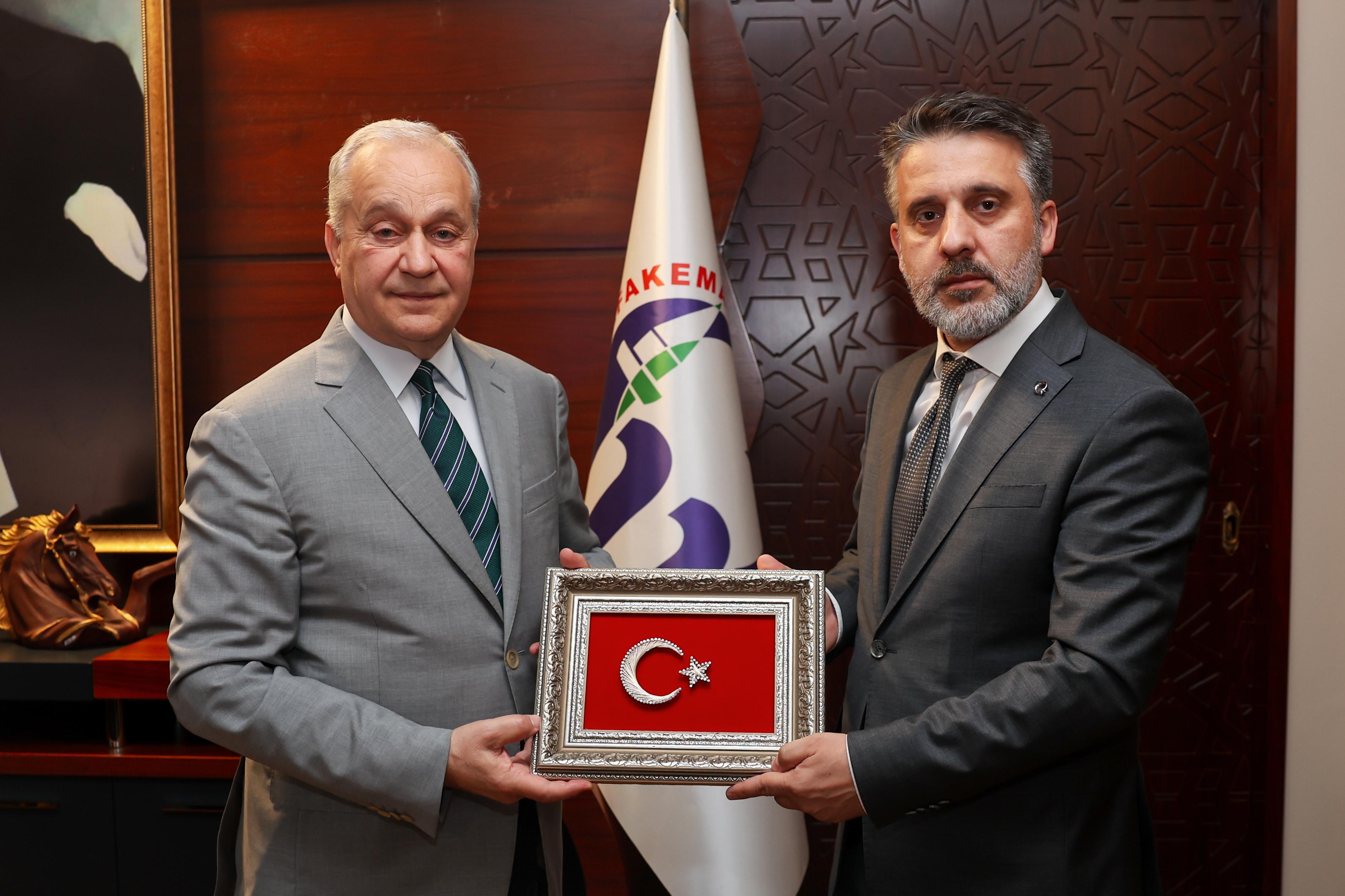 Başkan Vekili Biba: Mustafakemalpaşa hak ettiği hizmetleri alacak 