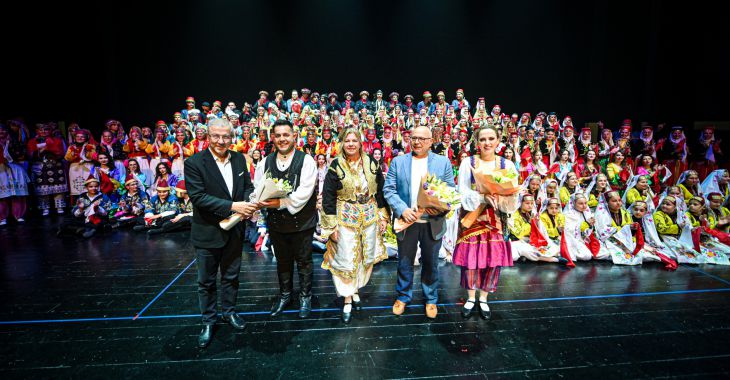 Karagöz Halk Dansları'ndan muhteşem final