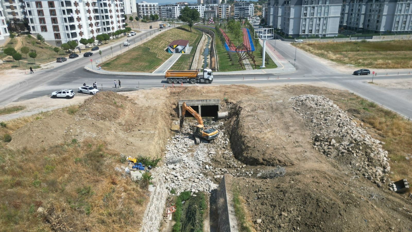 Bursa Balkan Mahallesi’nde Yeni Bulvar İçin Çalışmalar Hızlandı 5 Bursa Balkan Mahallesi’nde Yeni Bulvar İçin Çalışmalar Hızlandı