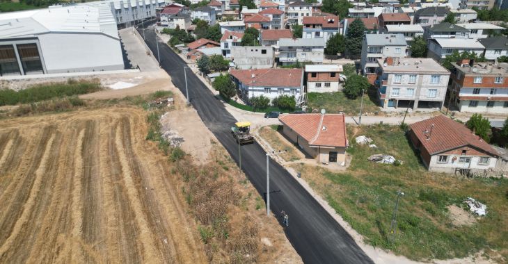 İnegöl'de Zambak Caddesi yenileniyor