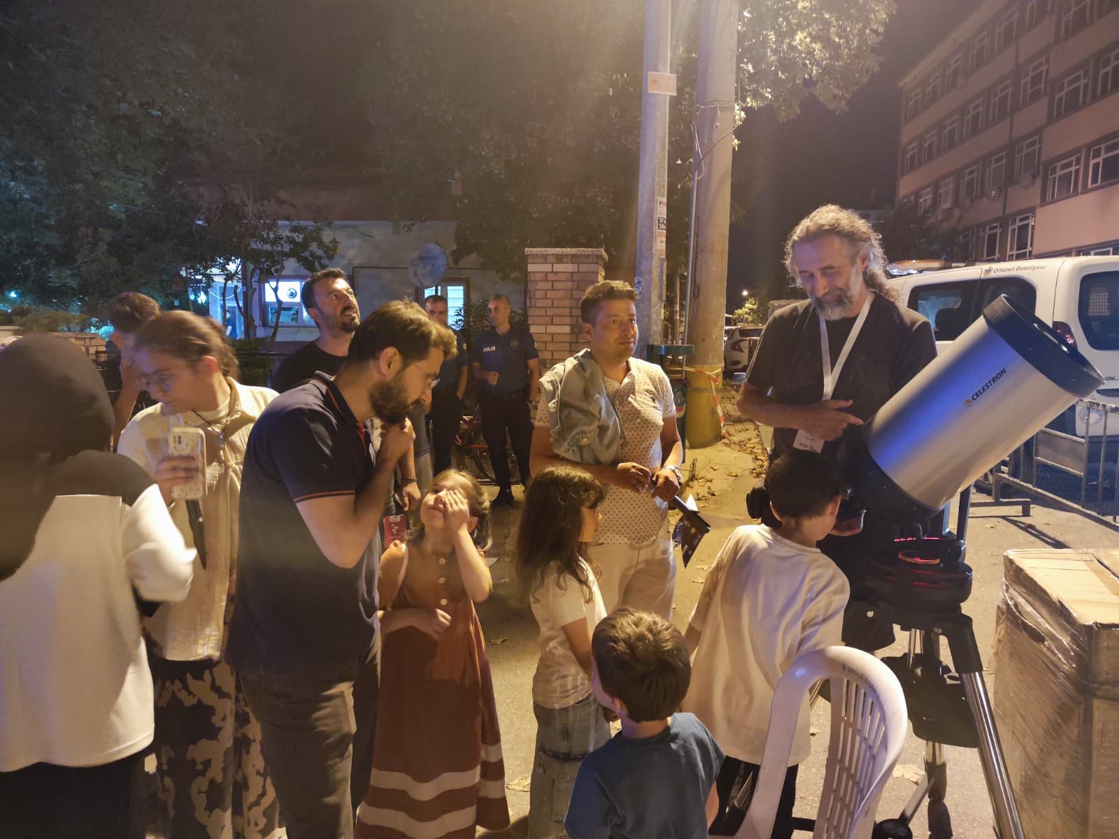 Orhaneli'nde MobilFest 2026 Bilimle Dolu Bir Gece Yaşattı 6 Orhaneli'nde MobilFest 2026 Bilimle Dolu Bir Gece Yaşattı