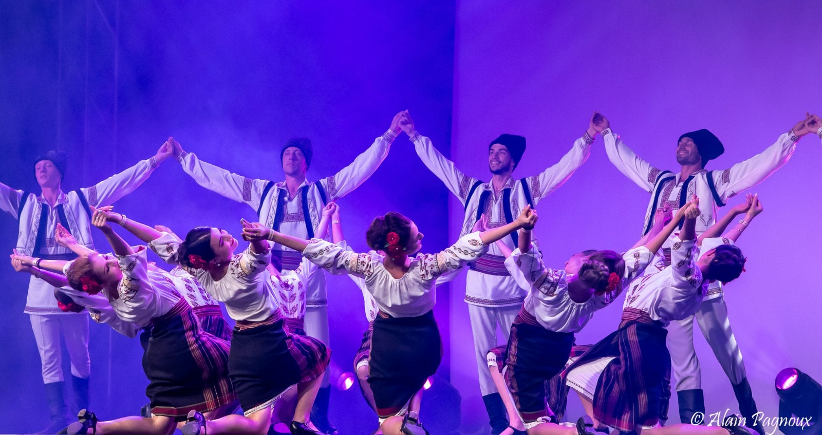 Bursa, 38. Uluslararası Altın Karagöz Halk Dansları Yarışması ile Kültür Şölenine Hazırlanıyor 5 Bursa, 38. Uluslararası Altın Karagöz Halk Dansları Yarışması ile Kültür Şölenine Hazırlanıyor