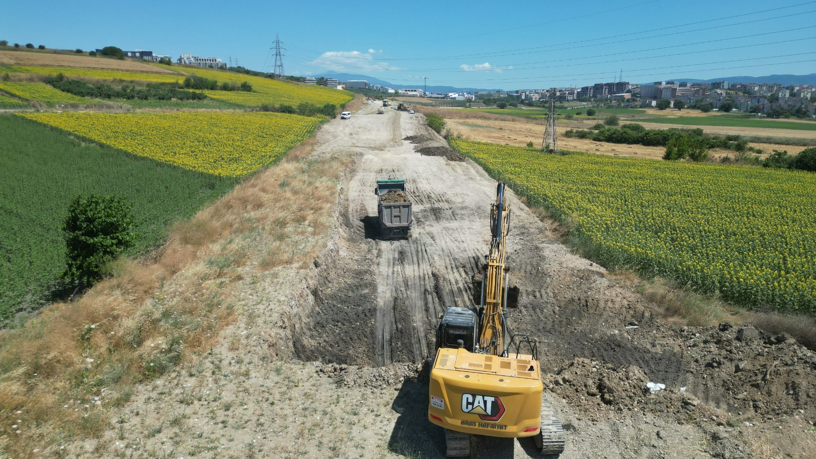 Nilüfer’de Ulaşımı Rahatlatacak Yeni Gelibolu Caddesi İçin Çalışmalar Başladı 5 Nilüfer’de Ulaşımı Rahatlatacak Yeni Gelibolu Caddesi İçin Çalışmalar Başladı