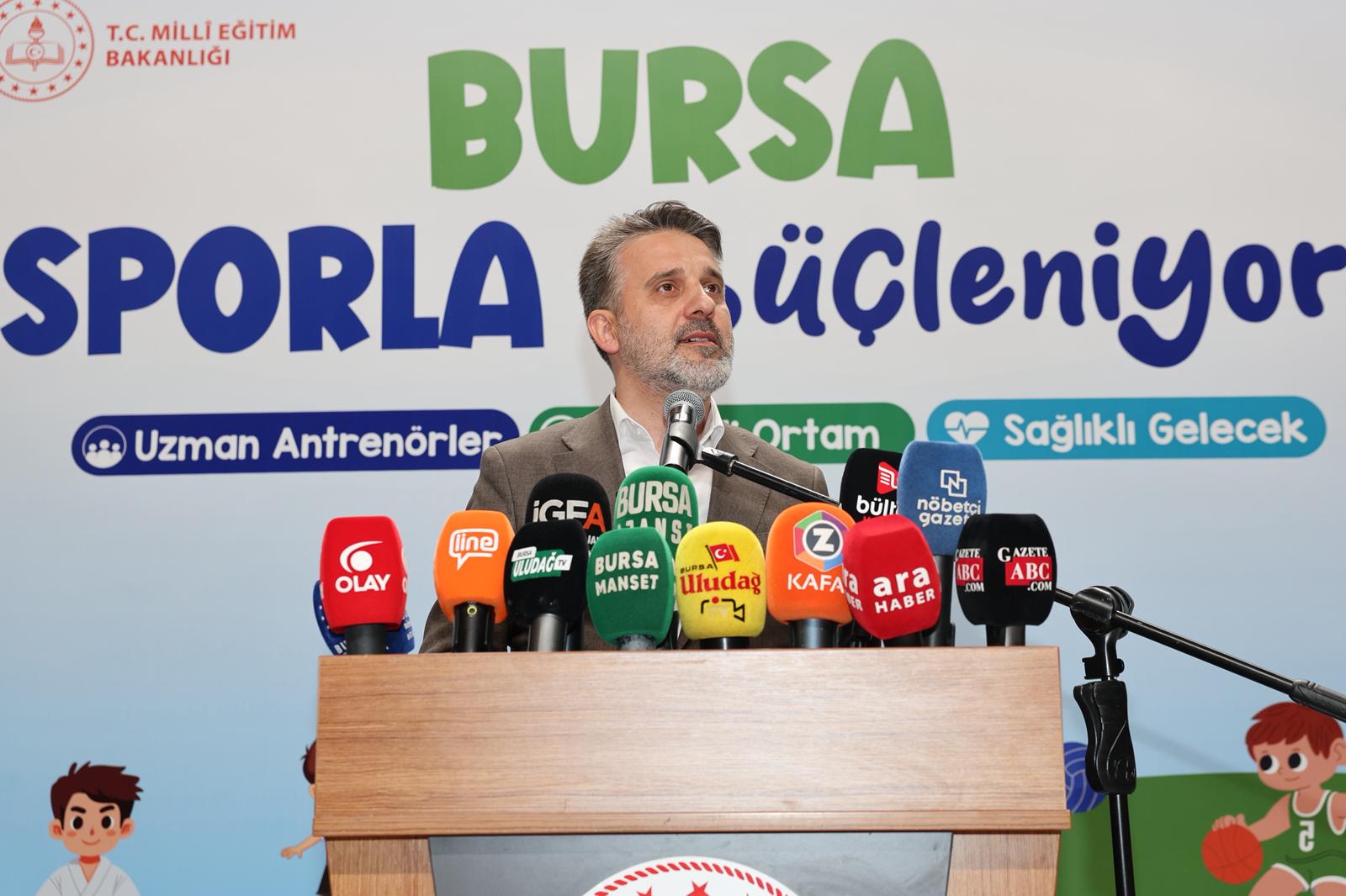 Bursa’da 30 Bin Çocuk Yaz Tatilini Sporla Değerlendirecek 4 Bursa’da 30 Bin Çocuk Yaz Tatilini Sporla Değerlendirecek
