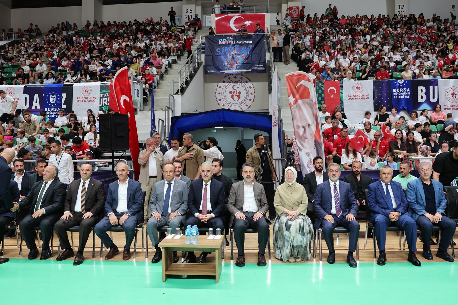 Bursa’da 30 Bin Çocuk Yaz Tatilini Sporla Değerlendirecek 7 Bursa’da 30 Bin Çocuk Yaz Tatilini Sporla Değerlendirecek