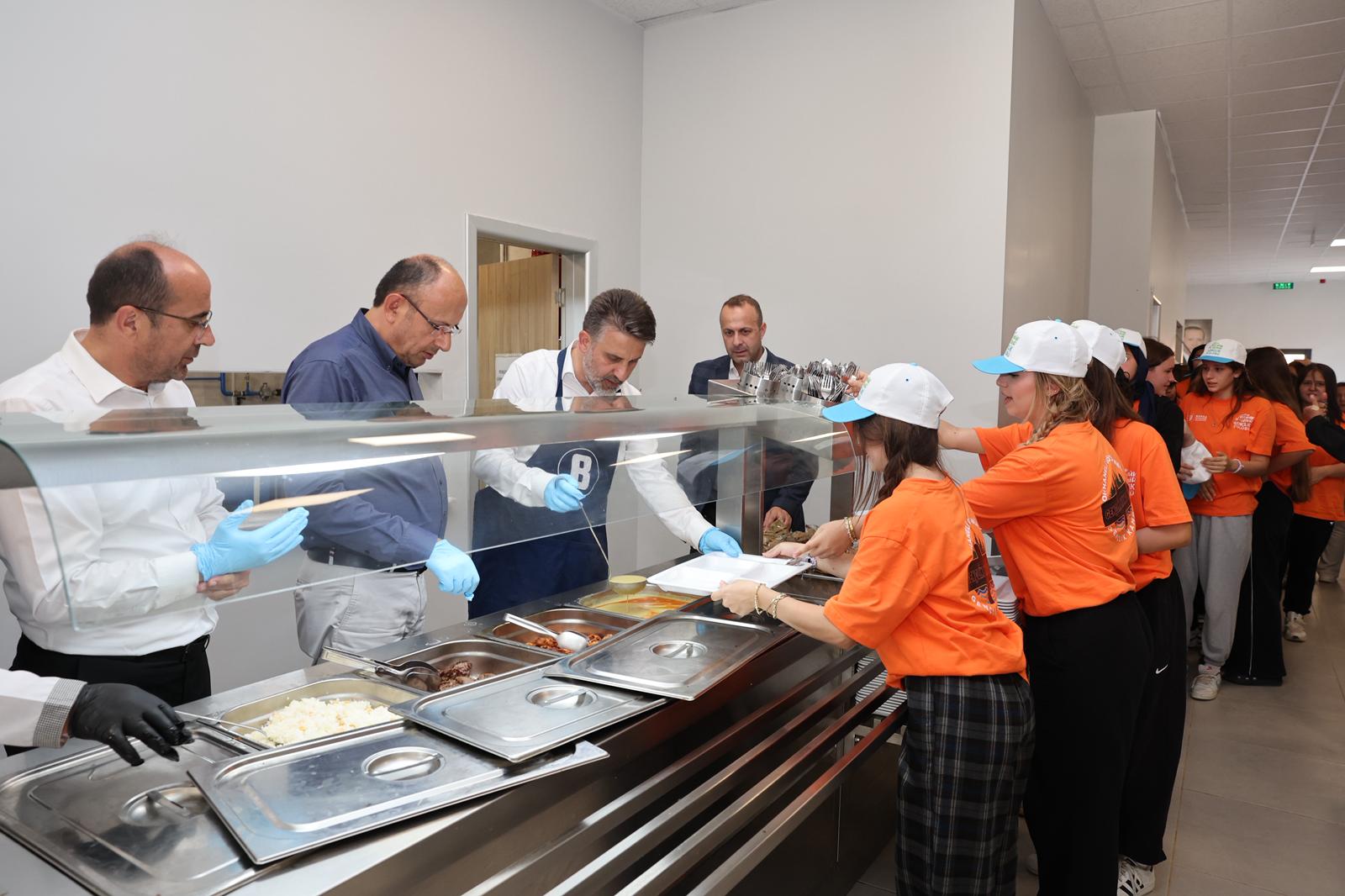 Başkan Vekili Biba: Bursalı Gençler Göynükbelen Kampında Şanslı 5 Başkan Vekili Biba: Bursalı Gençler Göynükbelen Kampında Şanslı