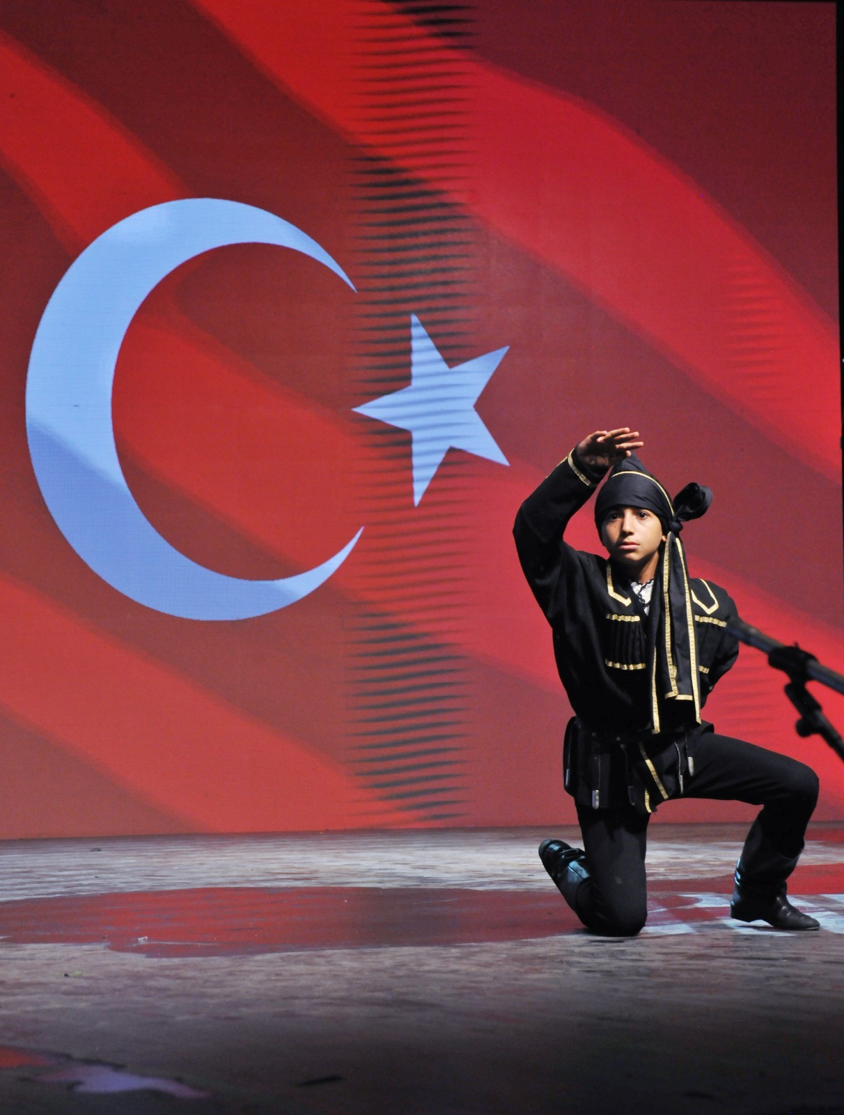 Altın Karagöz'de Kültürler Bursa'da Buluşmaya Devam Ediyor