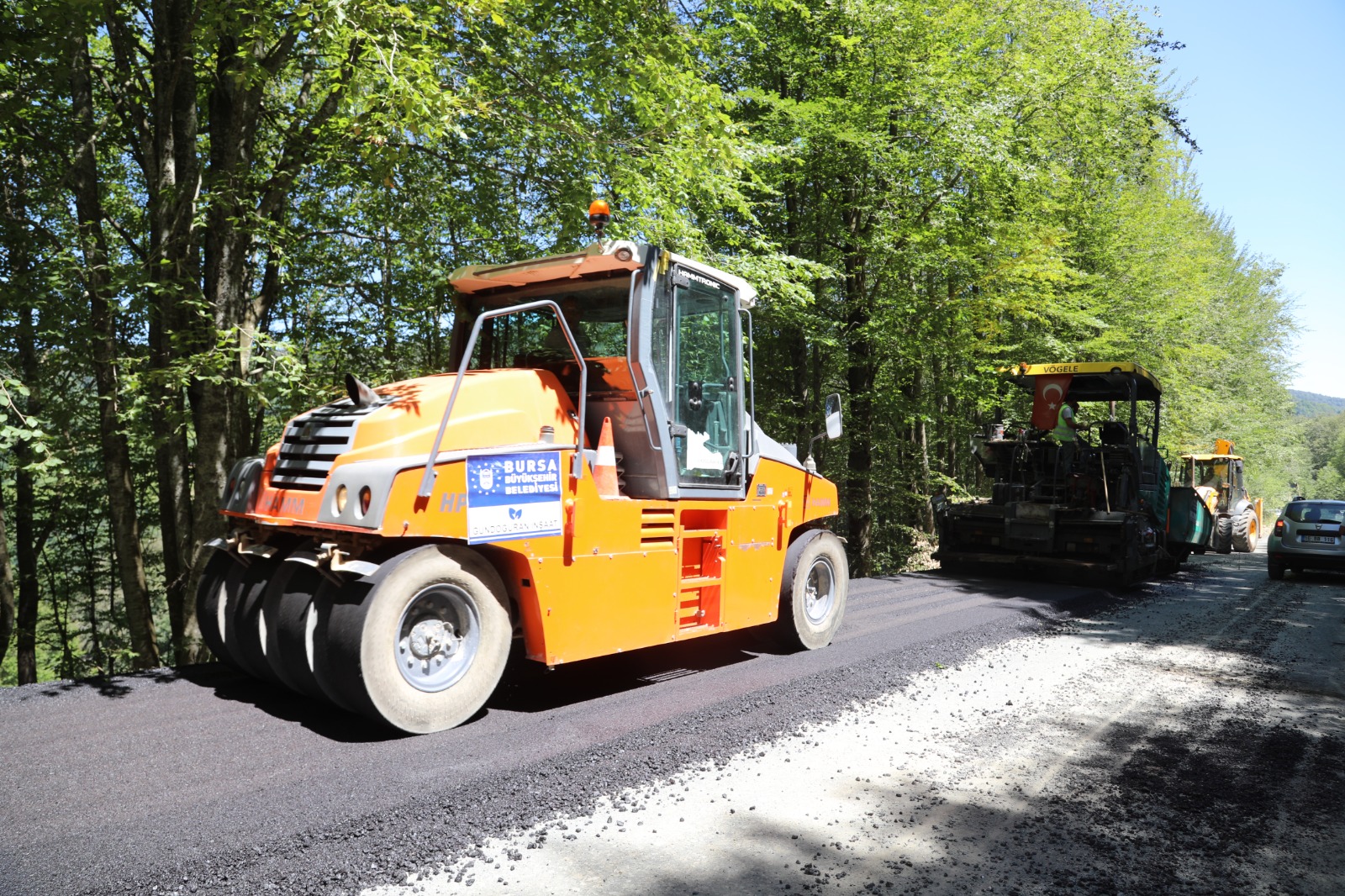 Bursa Büyükşehir’den İznik’te Ulaşımı Kolaylaştıracak Yol Yenileme Çalışması