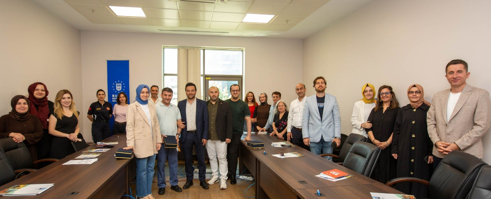 Bursa Büyükşehir Belediyesi Personeline 8 Haftalık İngilizce Konuşma Eğitimi