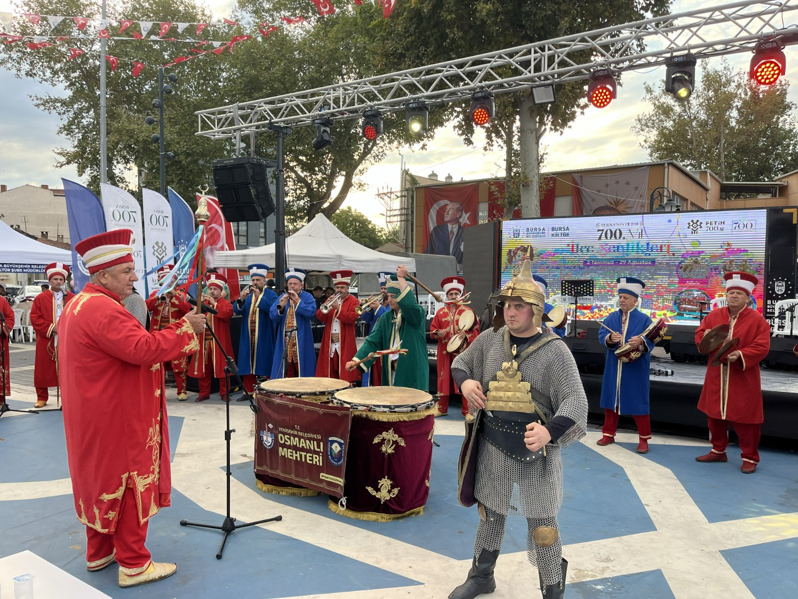 Yenişehir'de Bursa'nın Fethi'nin 700. Yılı Coşkusu İlçe Şenliğiyle Yaşandı 7 Yenişehir'de Bursa'nın Fethi'nin 700. Yılı Coşkusu İlçe Şenliğiyle Yaşandı