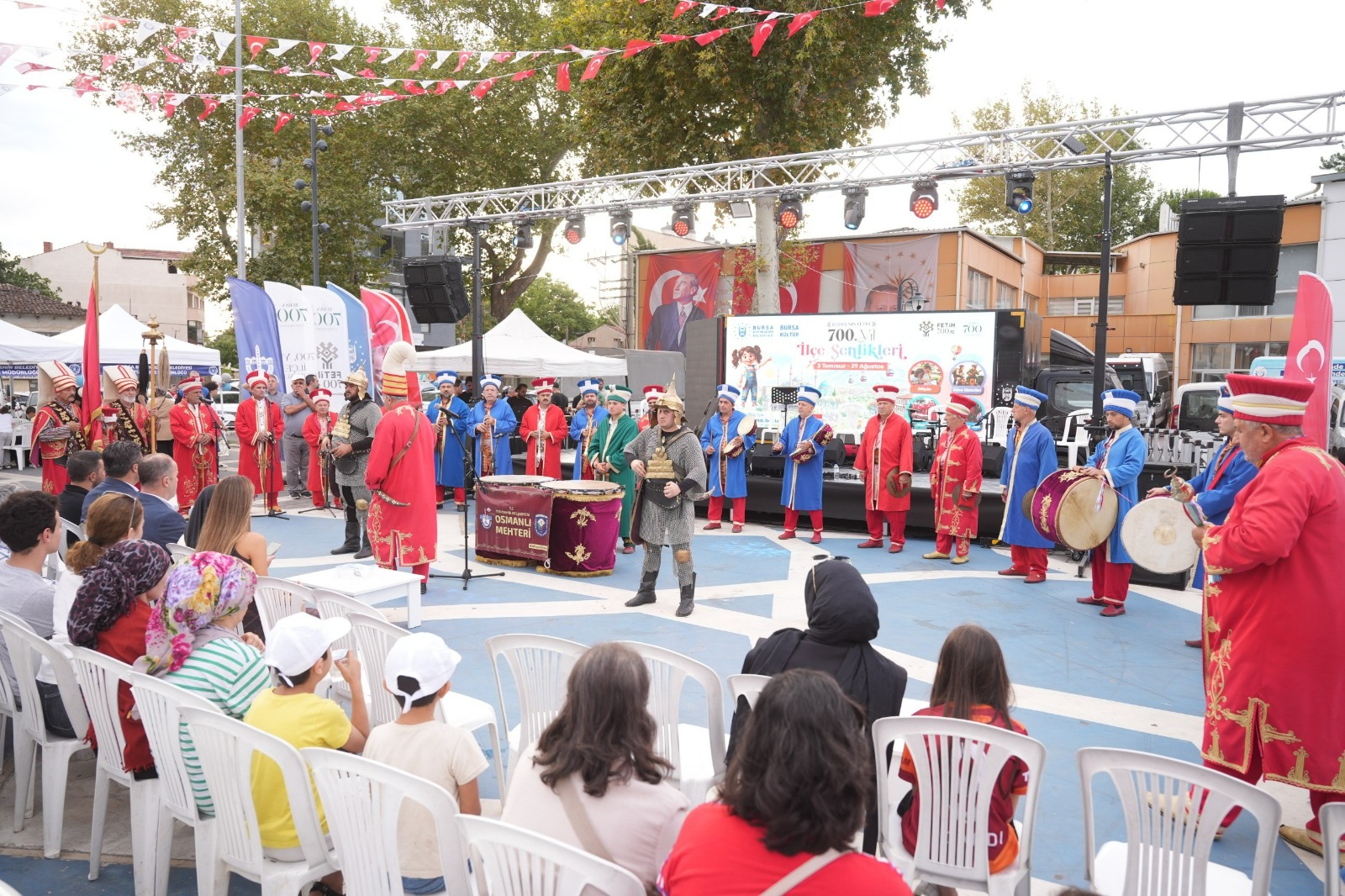 Yenişehir'de Bursa'nın Fethi'nin 700. Yılı Coşkusu İlçe Şenliğiyle Yaşandı 8 Yenişehir'de Bursa'nın Fethi'nin 700. Yılı Coşkusu İlçe Şenliğiyle Yaşandı