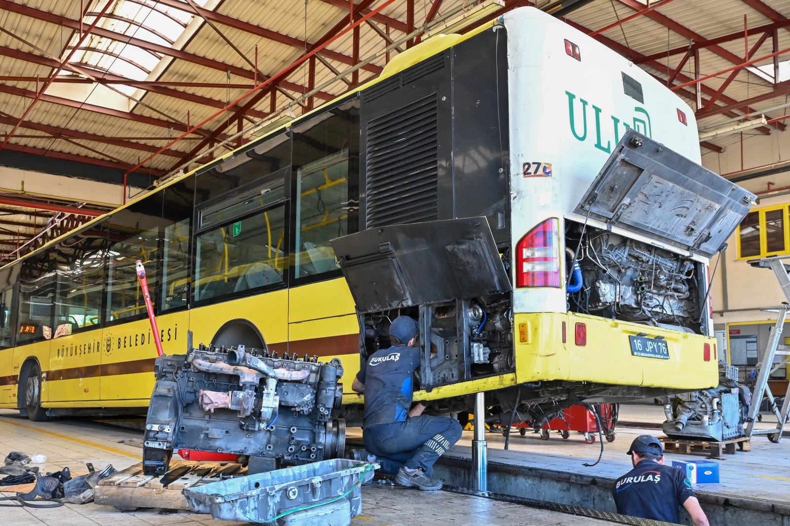 BURULAŞ, Kendi Atölyelerinde Yaptığı Bakımlarla 24 Milyon TL Tasarruf Etti 5 BURULAŞ, Kendi Atölyelerinde Yaptığı Bakımlarla 24 Milyon TL Tasarruf Etti