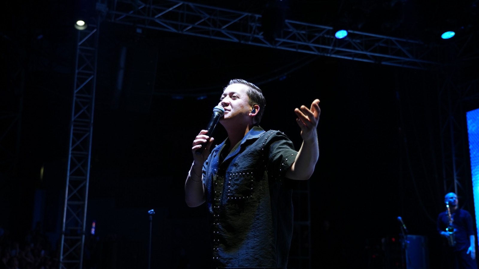 Bursa Açıkhava Tiyatrosu konser gecesi
