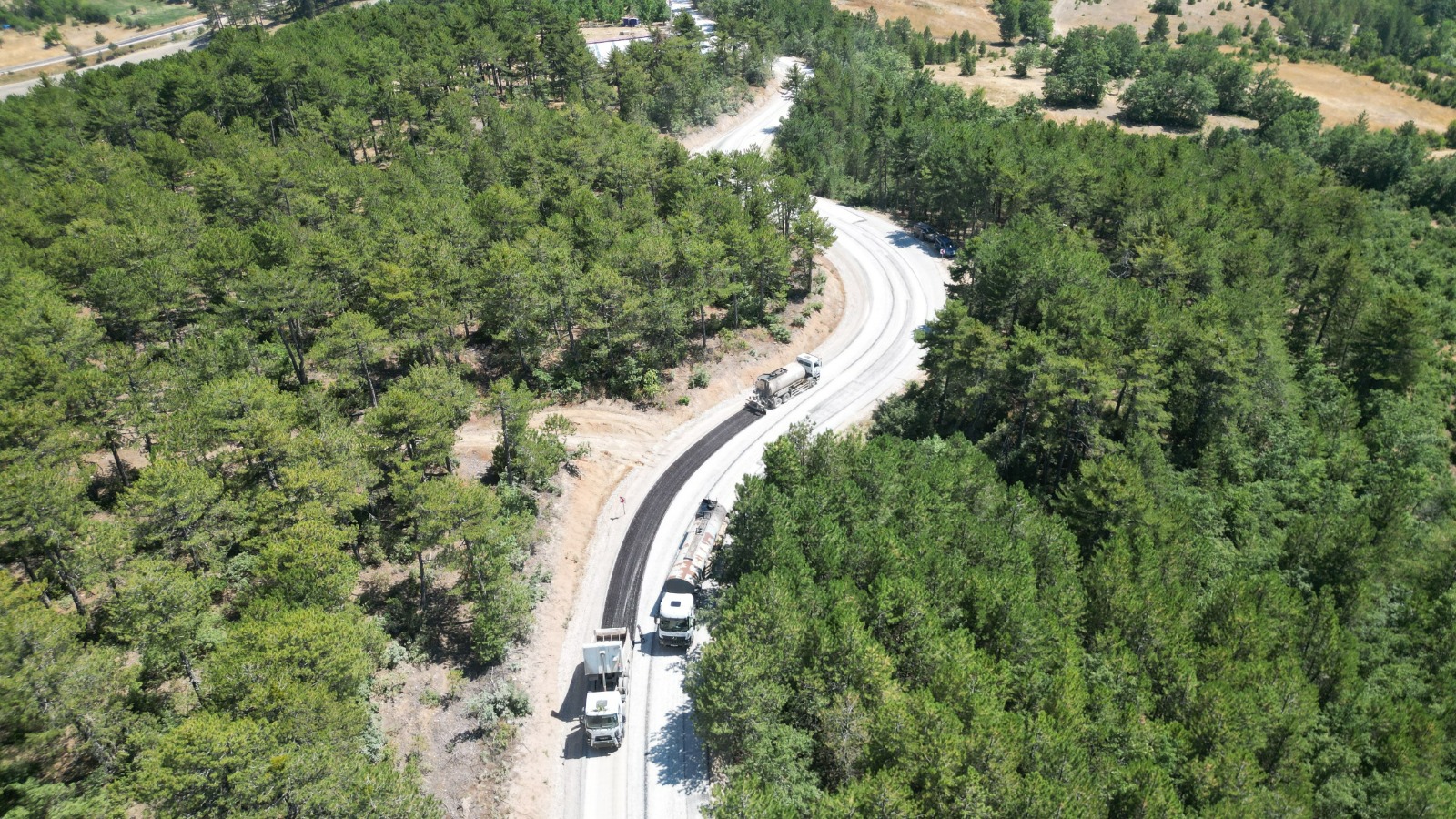 Büyükşehir Keles'te ulaşım kalitesini artırıyor 