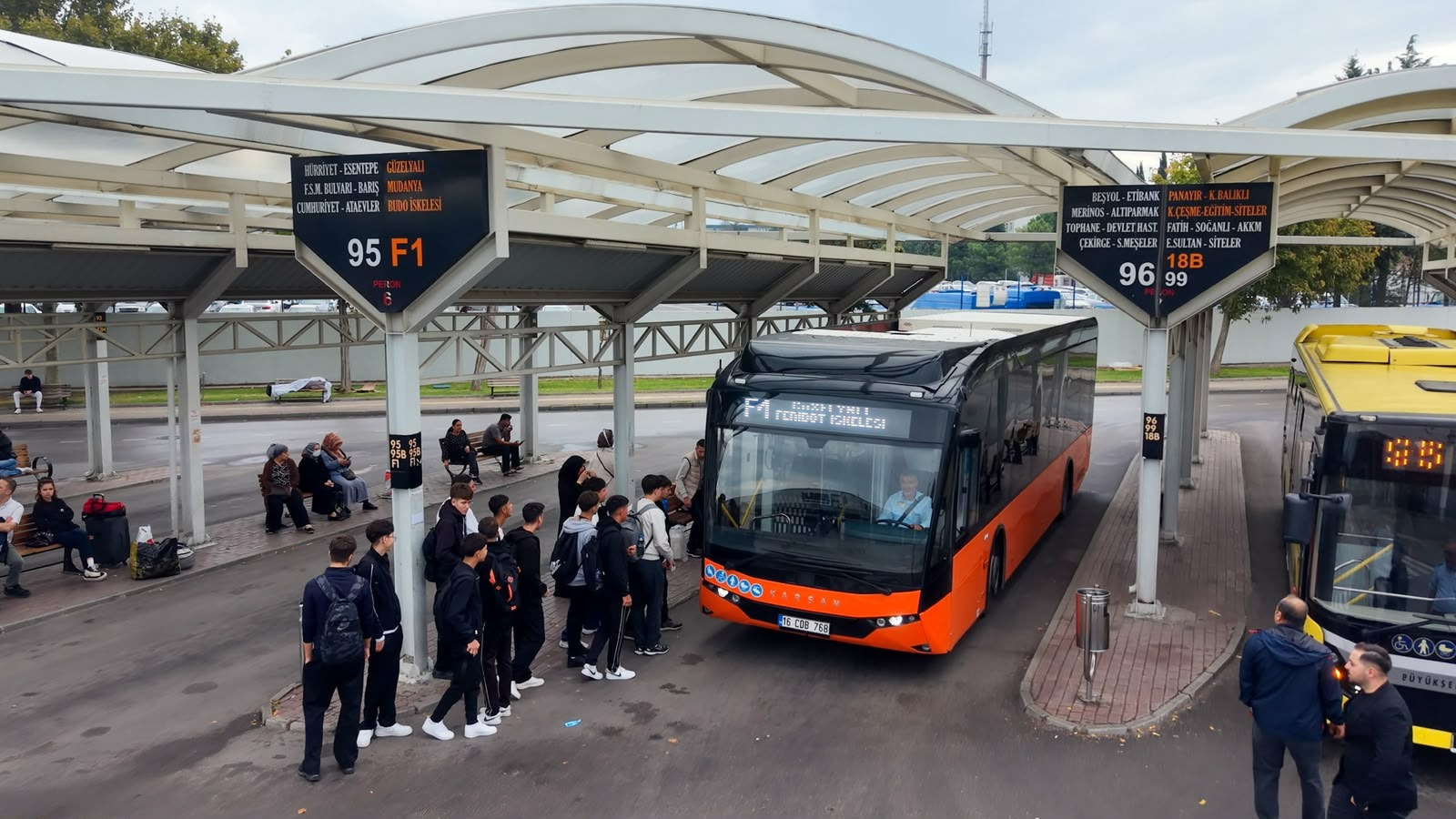 Büyükşehir'den hem ekonomik hem çevreci dönüşüm