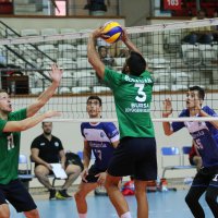 Büyükşehir voleybolda lige hazır 