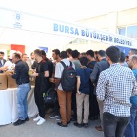 Üniversitelilere her alanda tam destek 