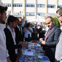 Üniversitelilere her alanda tam destek 