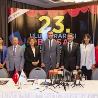 Tiyatronun coşkusu Bursa’yı sardı 