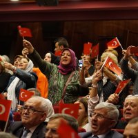 Koro muhtarlar olunca, solist başkan oldu  