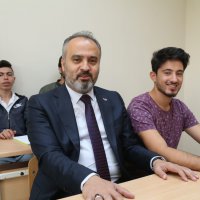 Büyükşehir’le adım adım üniversiteye  