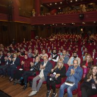 Perde çocuk ve gençler için açıldı 