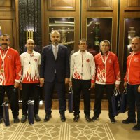 Veteran güreşçilere tam destek  