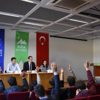 Gençlik Meclisi'nde Cakalıoğlu güven tazeledi 