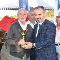 Rahvan atları, ‘Cumhuriyet Kupası’ için yarıştı 