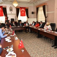 Yenişehir meydanına kavuşuyor 