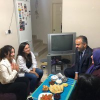 Davet twitterdan, çaylar üniversitelilerden 