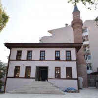 Tarihi tekke gün yüzüne çıktı  