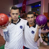 En ‘özel’ bowling şenliği Bursa’da 