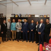 Başkan Aktaş’tan sazlı sözlü ziyaret  