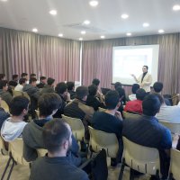 Gençler eğitim için kampa girdi 