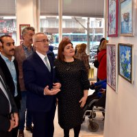Engelleri sanatla aştılar 