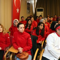 Markette etkili iletişime BUSMEK imzası 