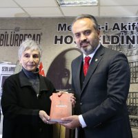 Bursa sevdalısı ‘Milli Şair’e Bursalı vefası 