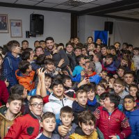 Son şampiyon gençlerle buluştu 