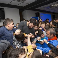 Son şampiyon gençlerle buluştu 