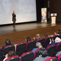Bilgiç, ‘düş’lerini gençlerle paylaştı 
