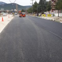Büyükorhan'da asfalt çalışmaları tam gaz 
