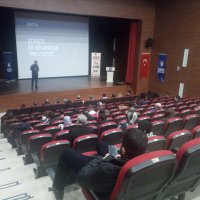 Medya Okulu’nun konuğu Ersin Çelik 