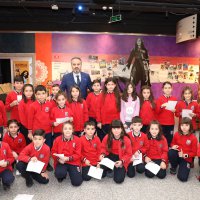  Başkan Aktaş’la geometri dersi  