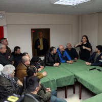 Sessiz hayatlara destek sözü 