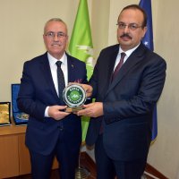 Vali Canbolat Bursa Kent Konseyi’nde 